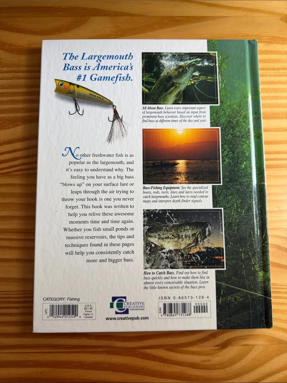 Lot of 3 The Freshwater Angler Hardcover Fishing Books - Bass, Pike & Muskie